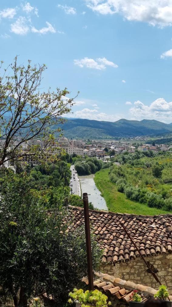 Hotel Old Town Hava Baci Berat Exterior foto